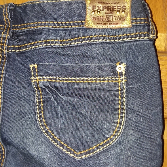 Express Jeans - Picture 2 of 4